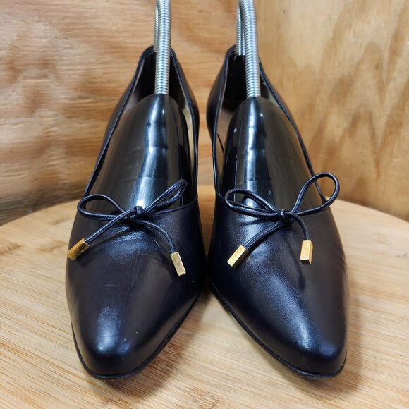 St. John Leather High Heel Pointed Toe Pumps Size 9 B - Picture 2 of 10